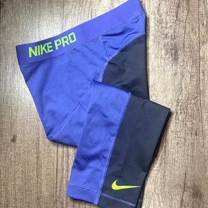 Women’s Nike Pro Purple & Lime Compression capris tights Size xs